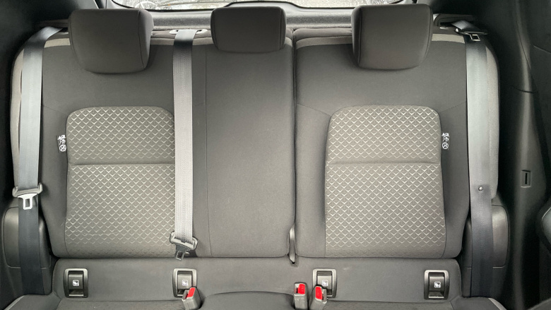 Nissan Juke 1.0 DiG-T 114 N-Connecta 5dr Petrol Hatchback